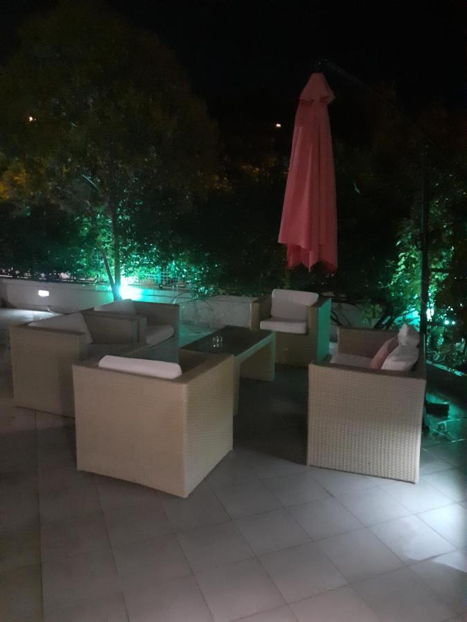 Vila Alegria Nea Iraklitsa Exteriér fotografie
